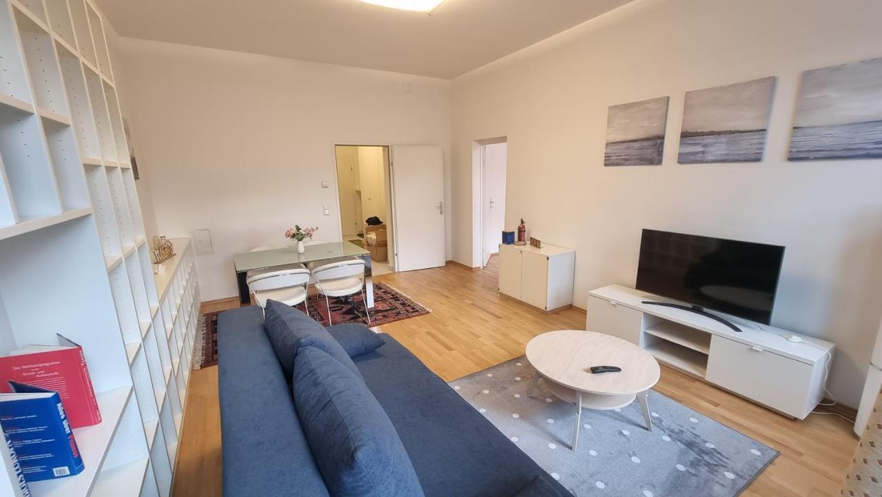 Sunny Apartment Next To Metro 1Br Відень Екстер'єр фото