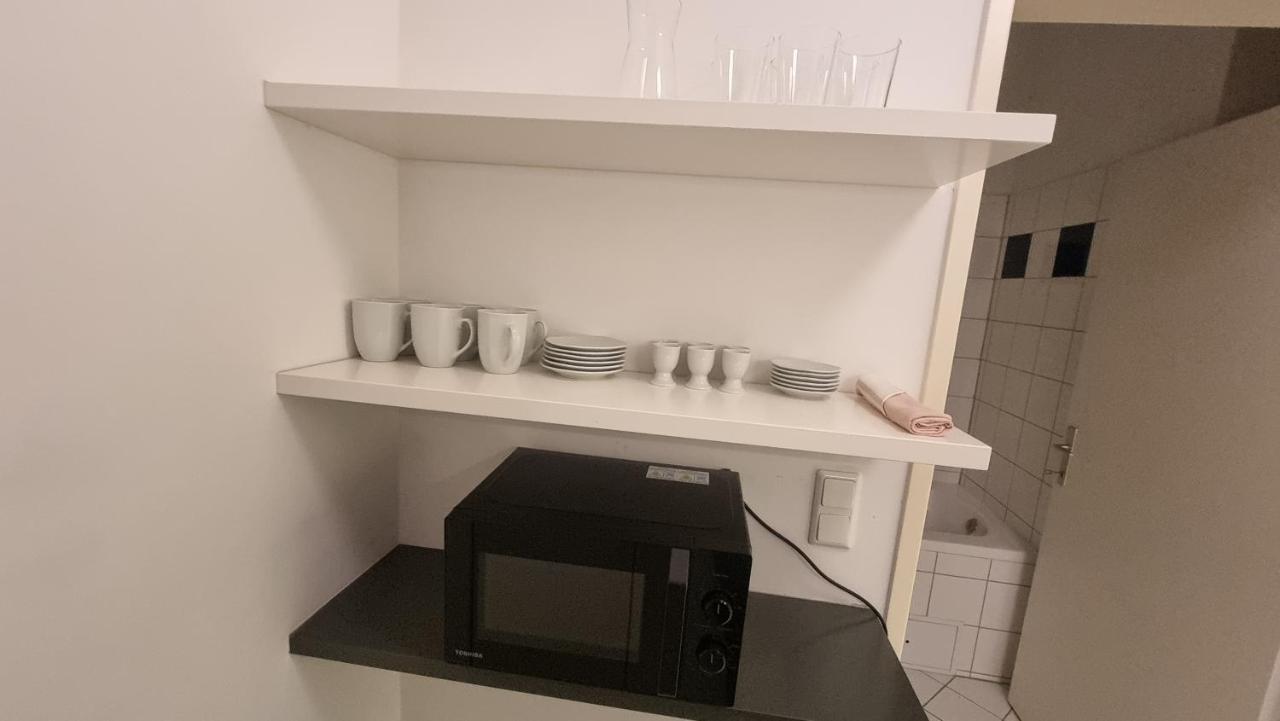 Sunny Apartment Next To Metro 1Br Відень Екстер'єр фото