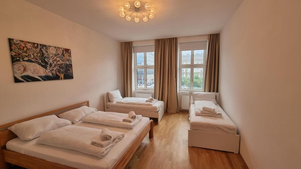 Sunny Apartment Next To Metro 1Br Відень Екстер'єр фото